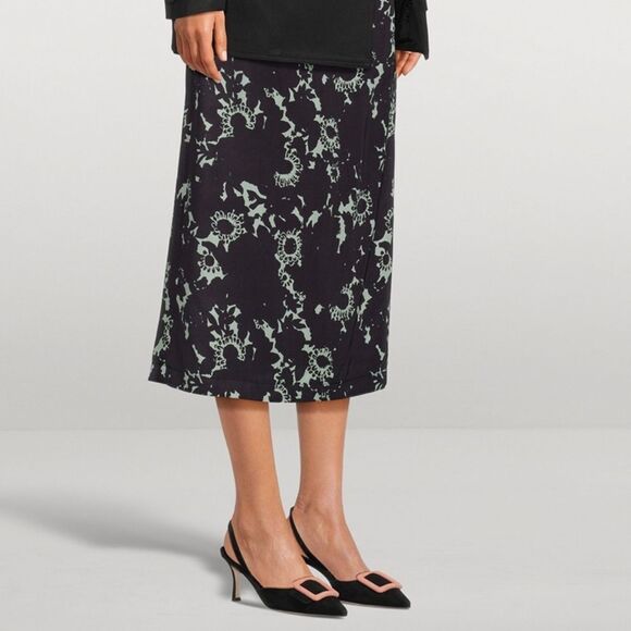 Manolo Blahnik Maysli Suede Buckle Slingback Pumps size 39.5 - Picture 2 of 13